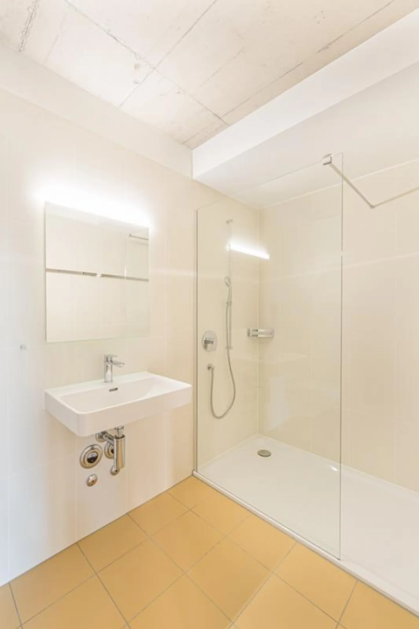 Experience Living Quality - Photo 5 of 7