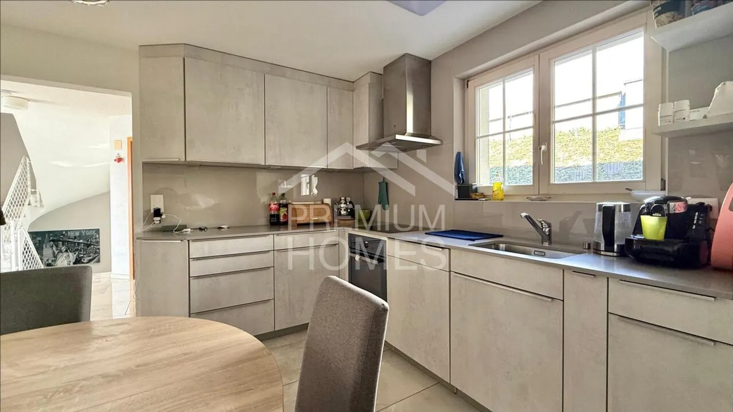 Casa a gradini in affitto - Foto 4 di 11