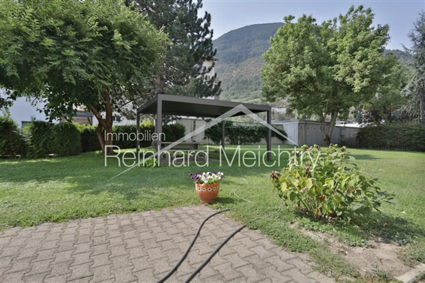 Appartement de location 3,5 pièces à 5 minutes de la gare NEAT et de LONZA - Photo 9 sur 20