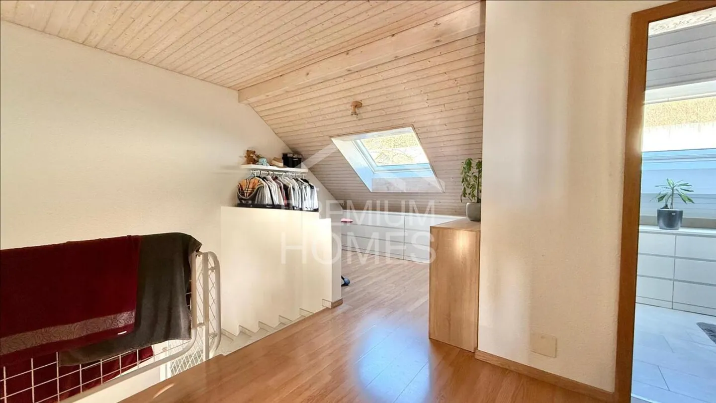 Casa a gradini in affitto - Foto 8 di 11