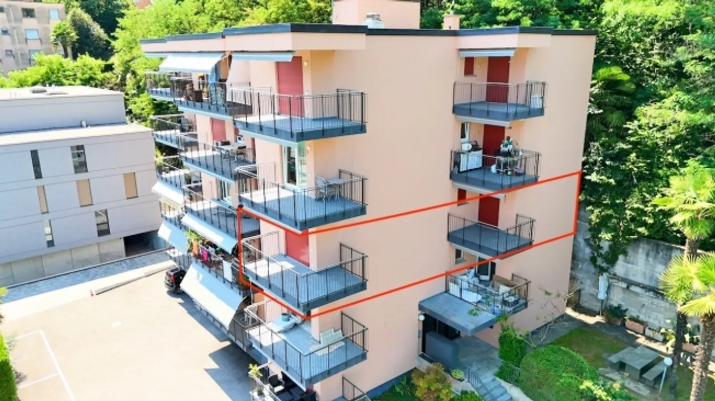Appartamento vacanze accogliente con vista lago e montagna - Foto 2 di 13