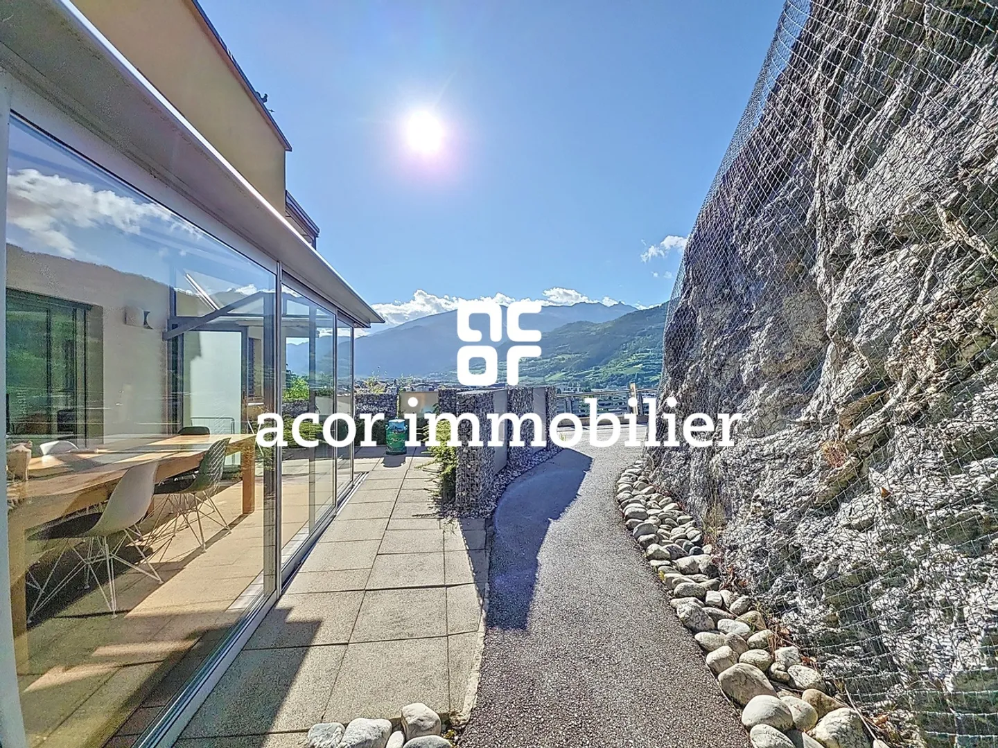 Appartamento a Gravelone con vista mozzafiato su Sion e i suoi castelli - Foto 2 di 7