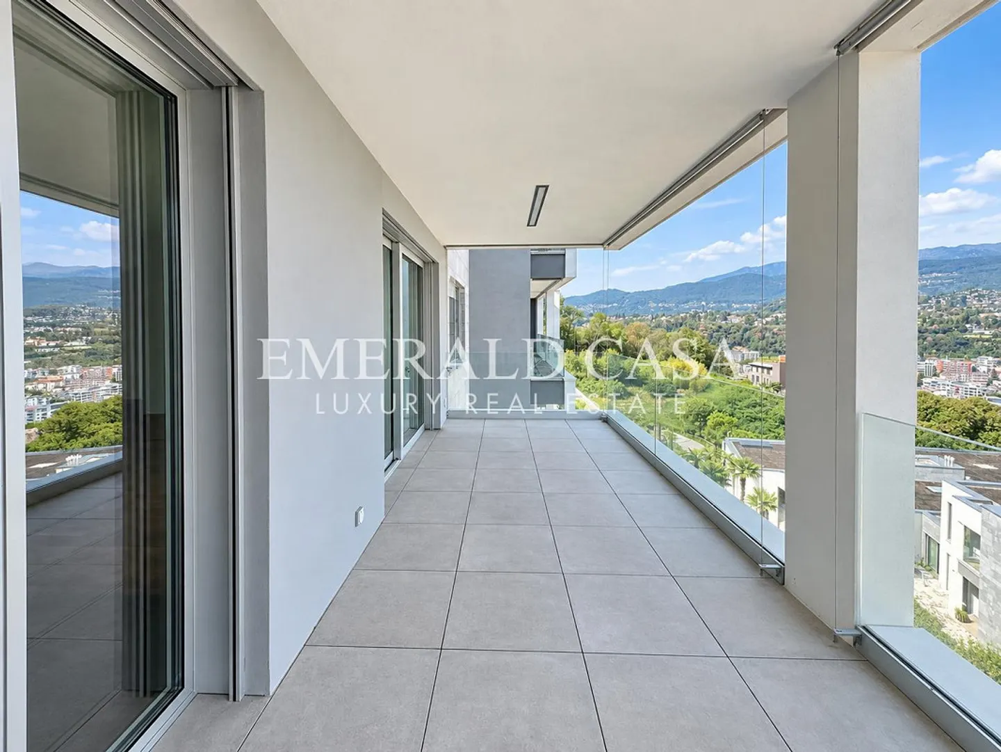 Exclusif 4.5 pièces avec vue panoramique sur le lac de Lugano - Photo 10 sur 10