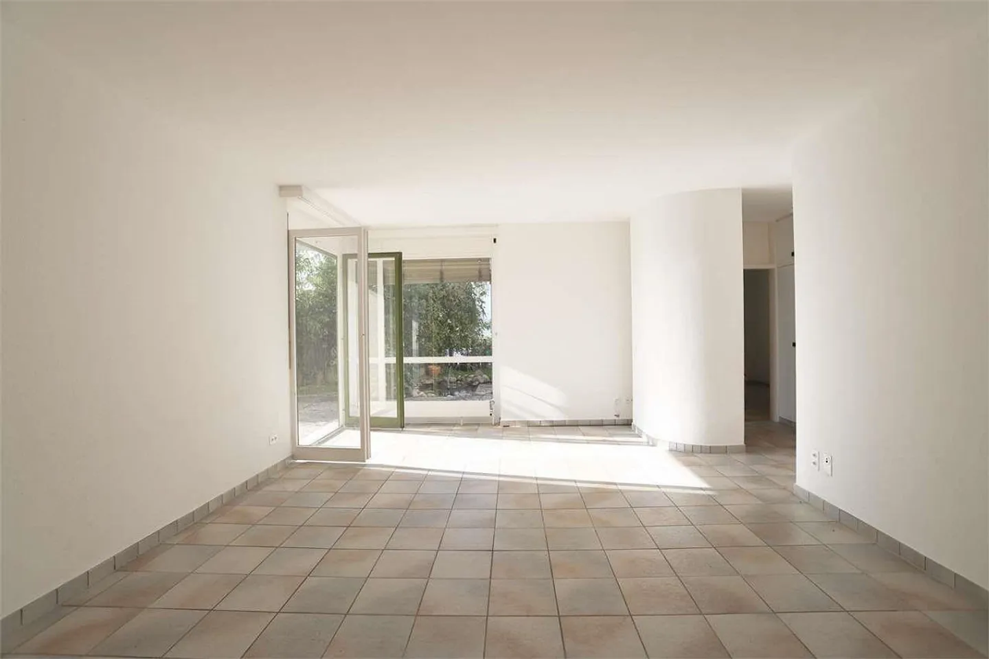 4.5 Rooms with Private Garden in Aldesago - Photo 10 of 13