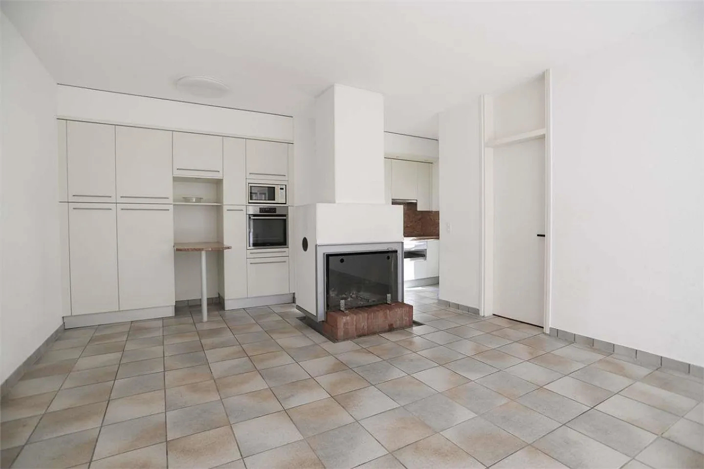 4.5 Rooms with Private Garden in Aldesago - Photo 11 of 13