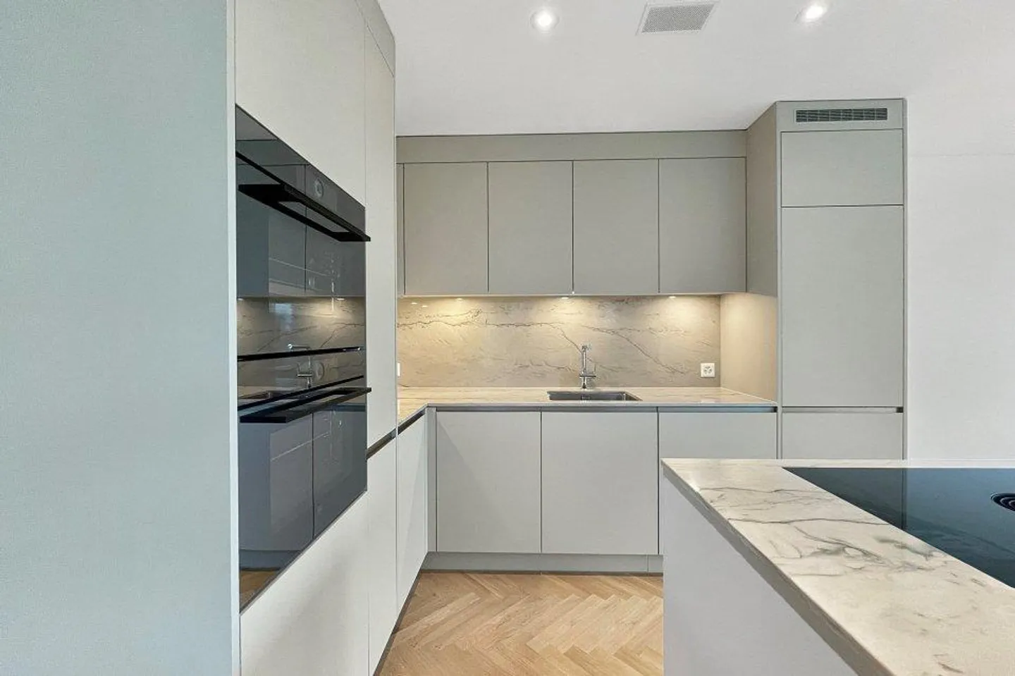 Erstbezug: Brandneue, hochwertige Wohnung am Zürichberg - Foto 5 von 11