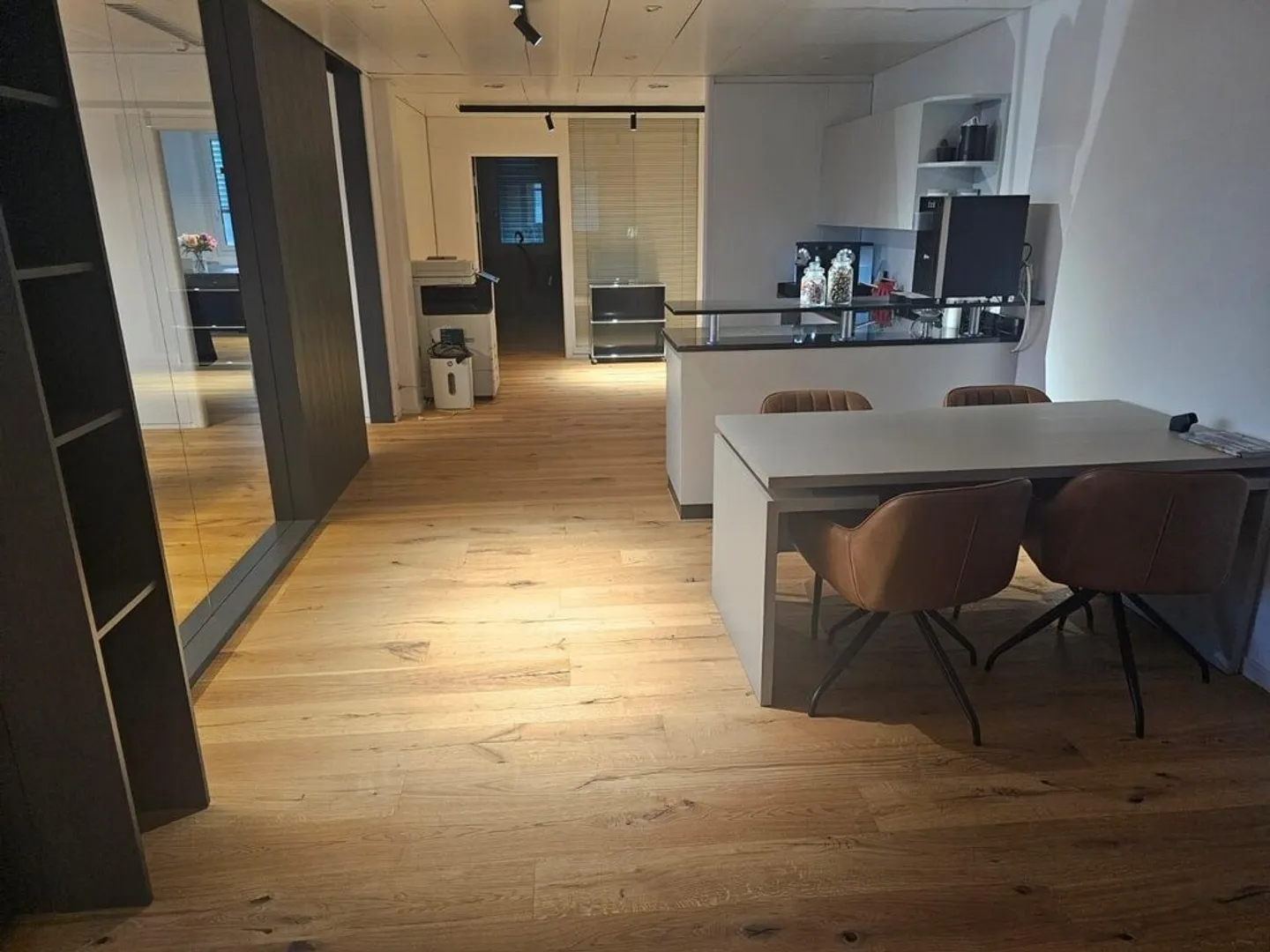 Spazio ufficio di 171 m2 nell'area industriale di Täfern - Foto 6 di 7