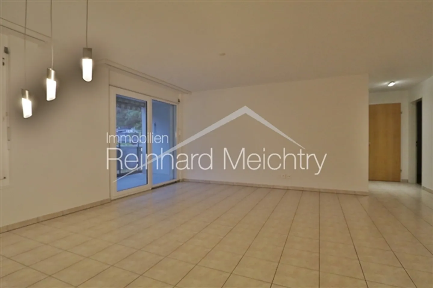 Appartement de location 3,5 pièces à 5 minutes de la gare NEAT et de LONZA - Photo 16 sur 20