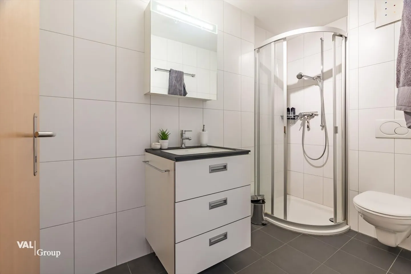 Vivere comodamente in centro vicino a Lonza e alla stazione - Foto 8 di 12