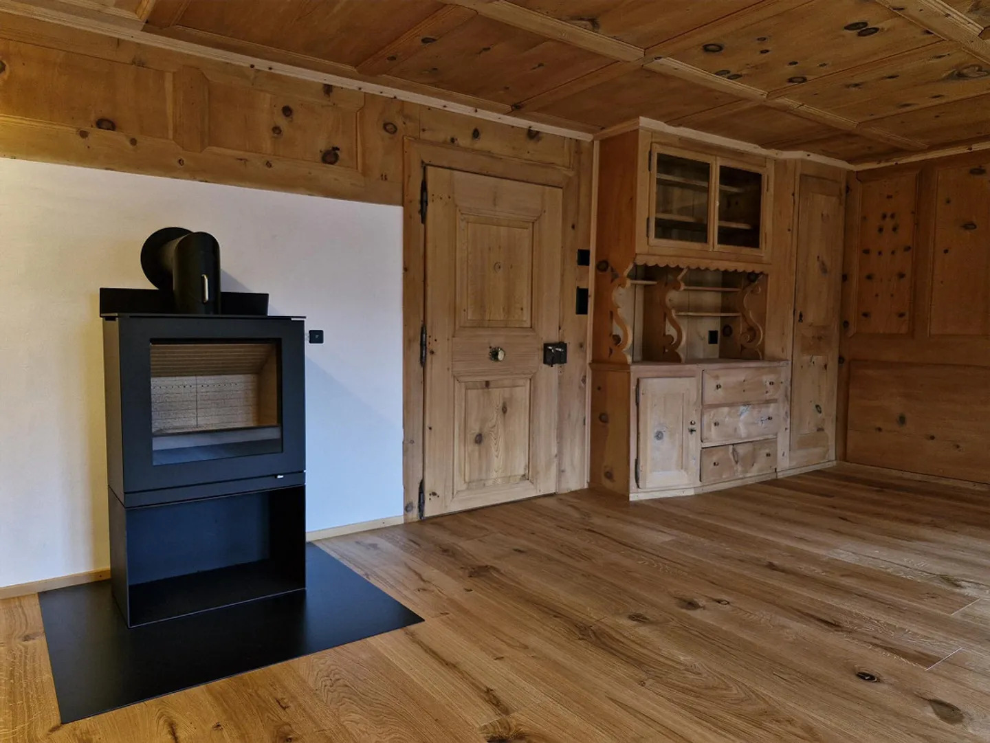 Beautiful, large 5.5 room apartment with garden in the best location - Photo 5 of 12