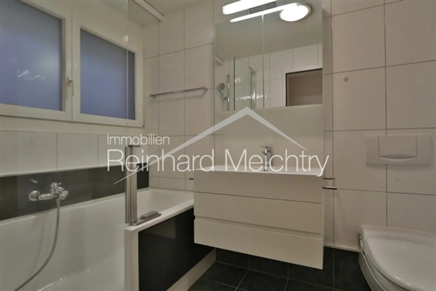 Appartement de location 3,5 pièces à 5 minutes de la gare NEAT et de LONZA - Photo 20 sur 20