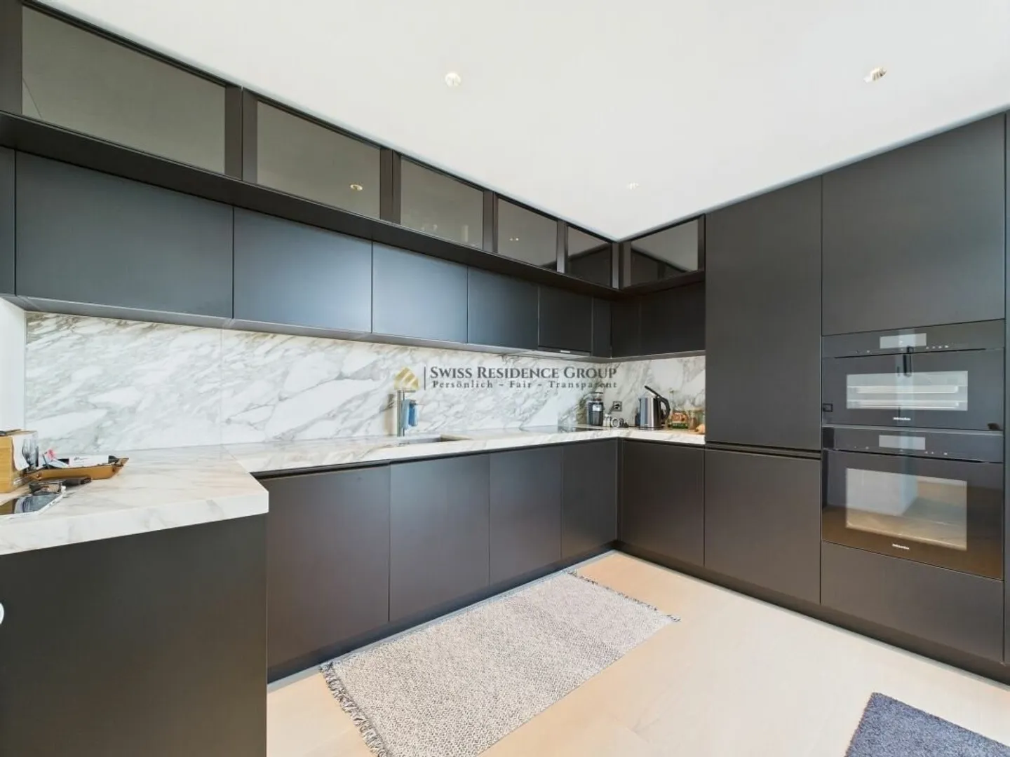 Elegance meets view - Penthouse dream with large terrace - Photo 9 of 25