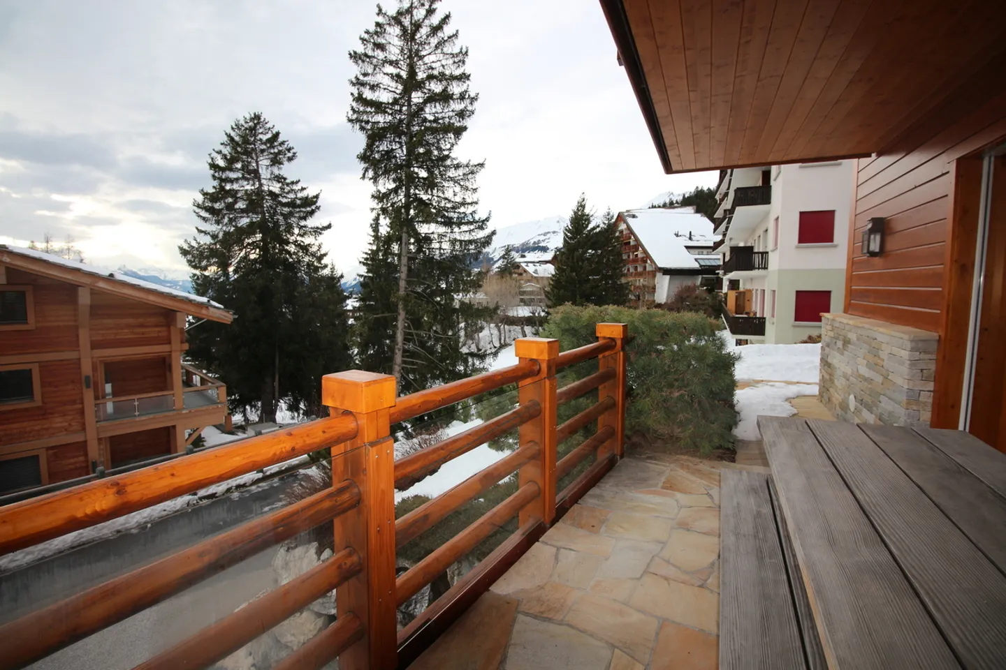 Schöne Duplexwohnung, nur wenige Gehminuten vom Zentrum von Crans entfernt - Foto 18 von 27