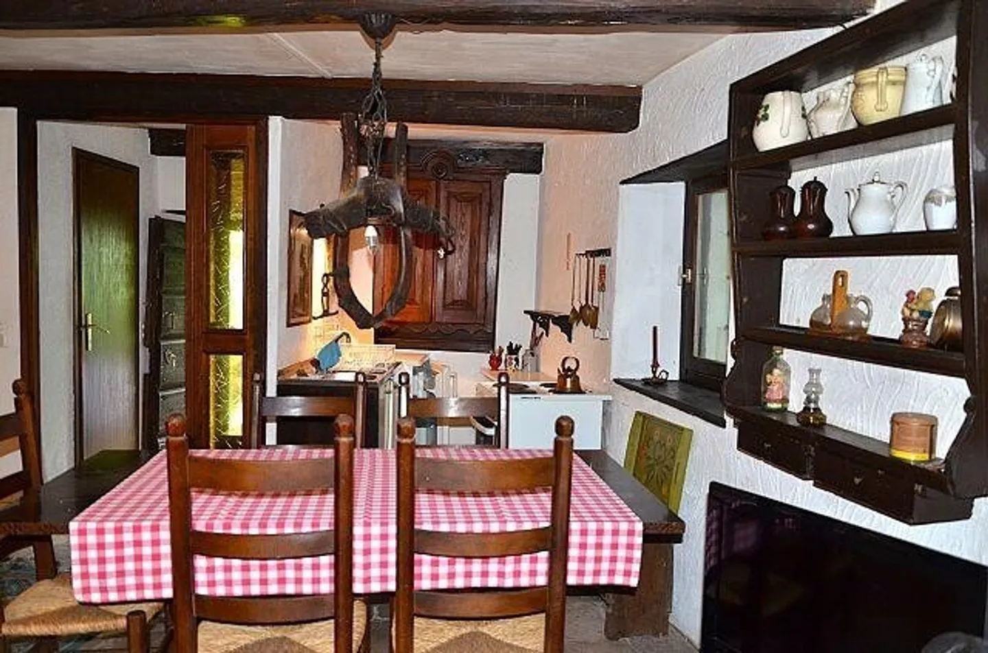 Rustico di 2,5 loc. in mezzo al verde, molto tranquilla e soleggiata, con bella vista - Foto 6 di 13