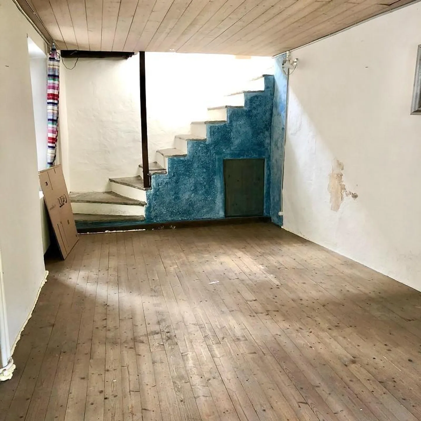 Maison de 5 1/2 pièces avec belle extension dans un emplacement pittoresque - Photo 8 sur 25