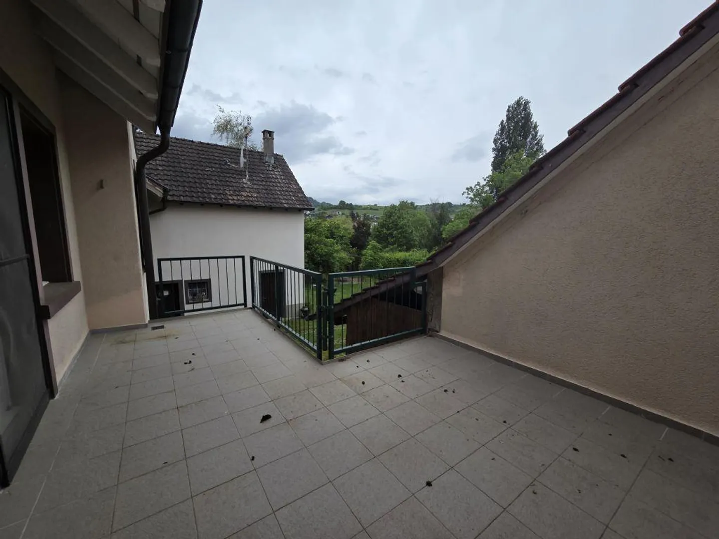 SPACIOUS | CENTRAL | CLOSE TO NATURE - Photo 6 of 7