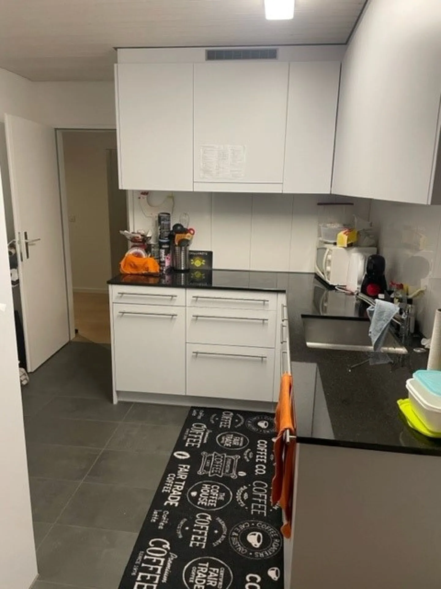 Appartamento accogliente di 3,5 stanze con balcone soleggiato - Foto 2 di 9