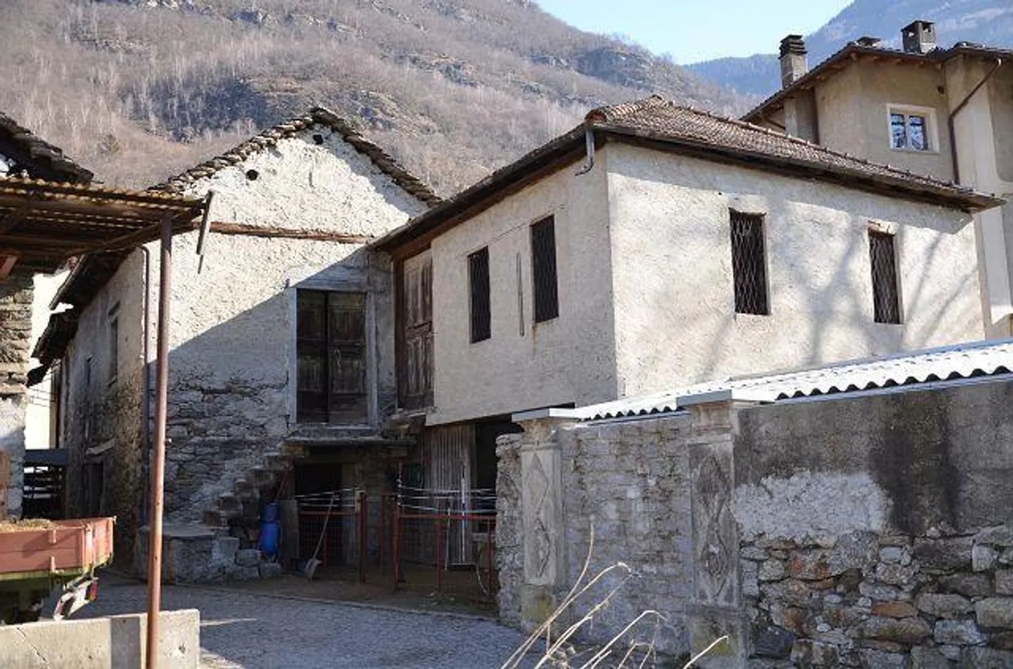 Renovierungsmöglichkeit in Malvaglia - Foto 1 von 25