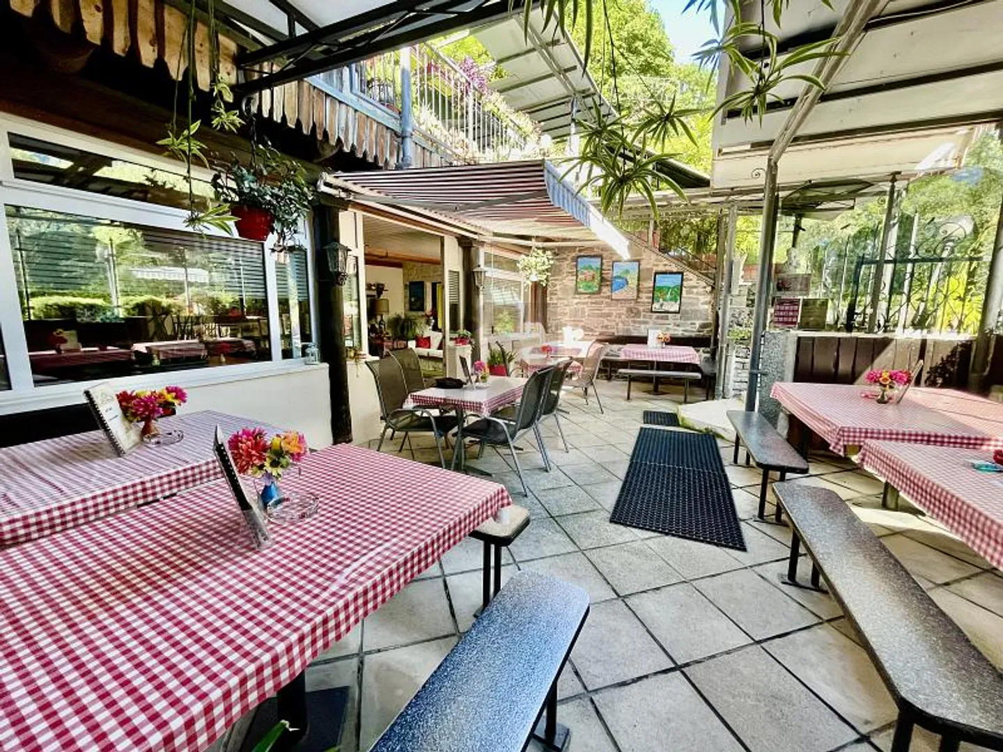 Ristorante 8 pezzi - Foto 1 di 6