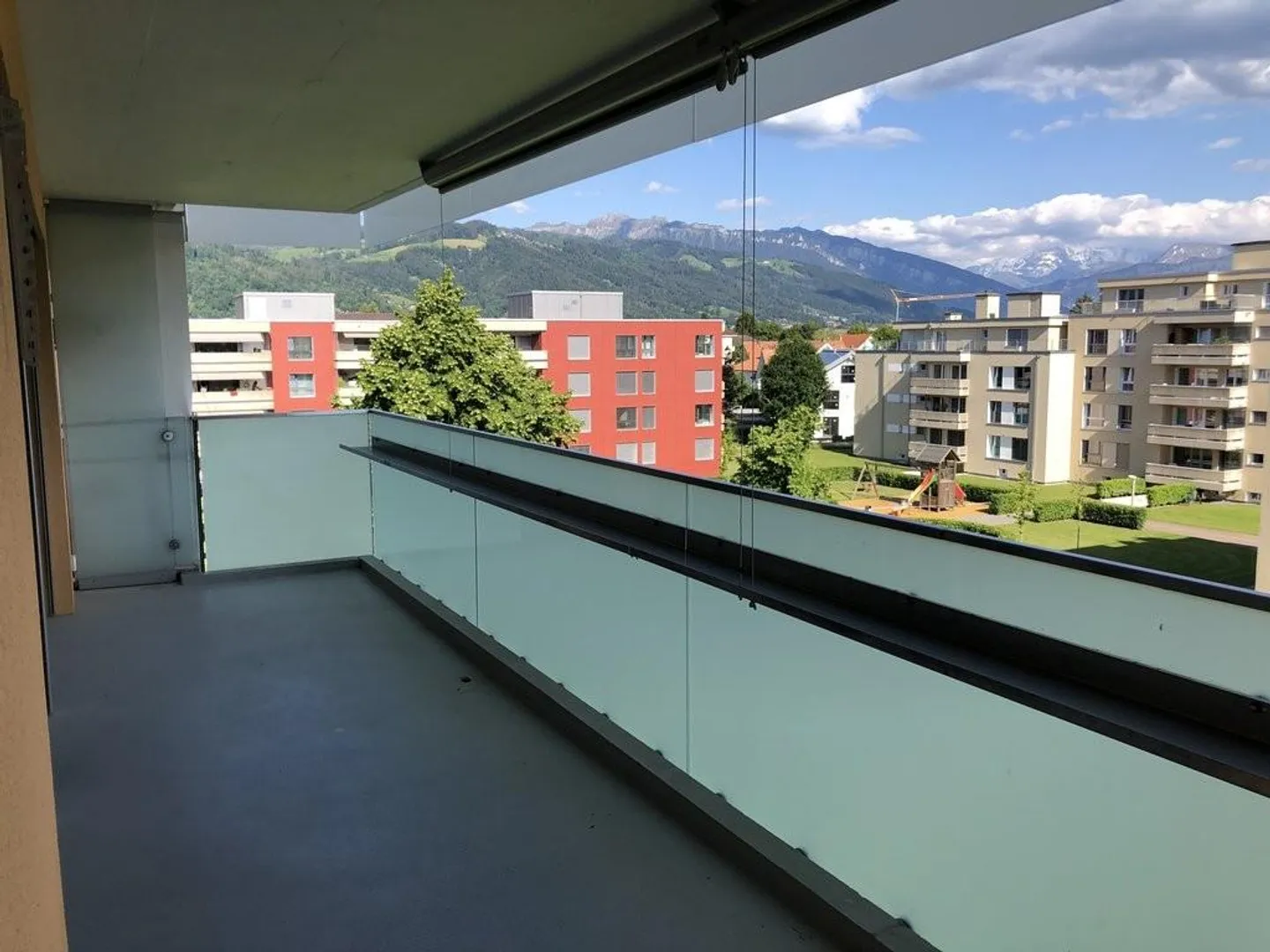 Schöne 4.5-Zimmer-Wohnung in Thun - Photo 9 of 10
