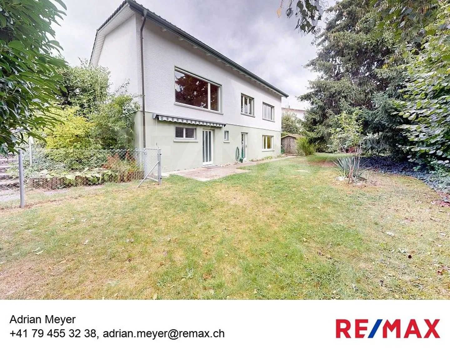 Casa unifamiliare indipendente di 6,5 stanze con charme a Schüpfen - Foto 1 di 13