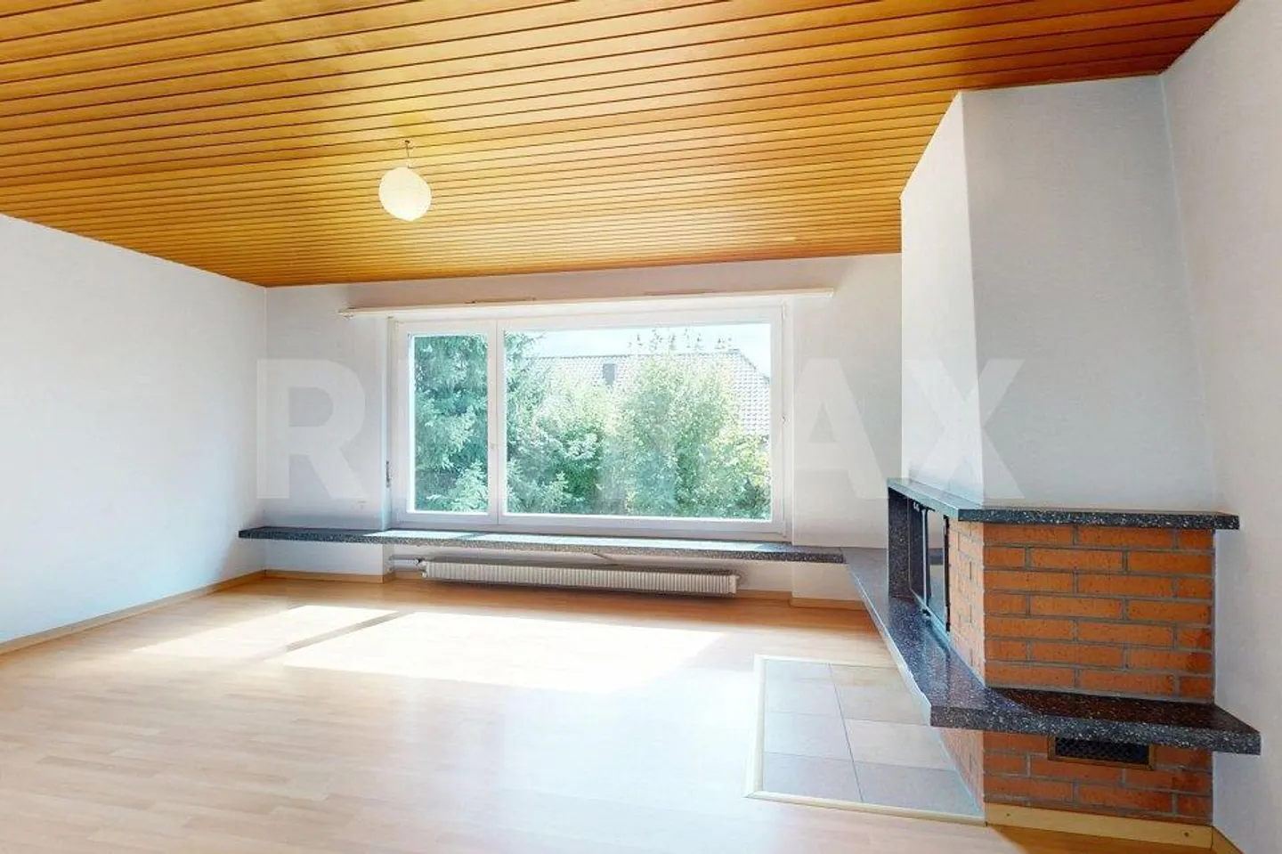 Casa unifamiliare indipendente di 6,5 stanze con charme a Schüpfen - Foto 3 di 13