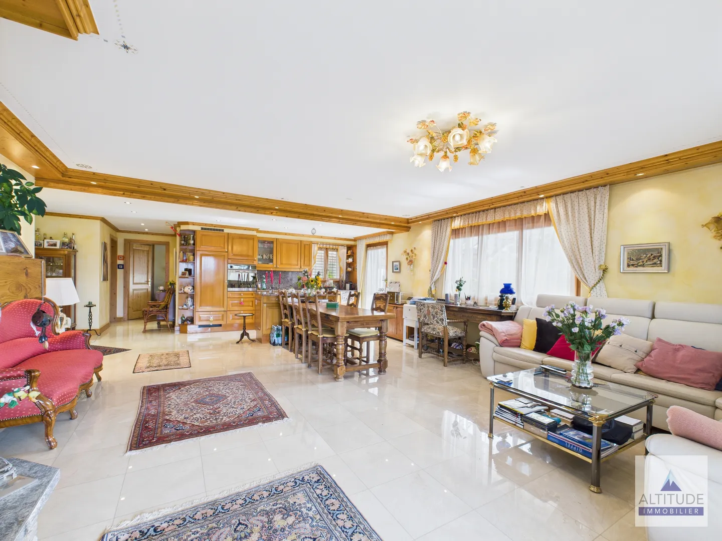 Chalet in Crans-Montana - Foto 2 von 13