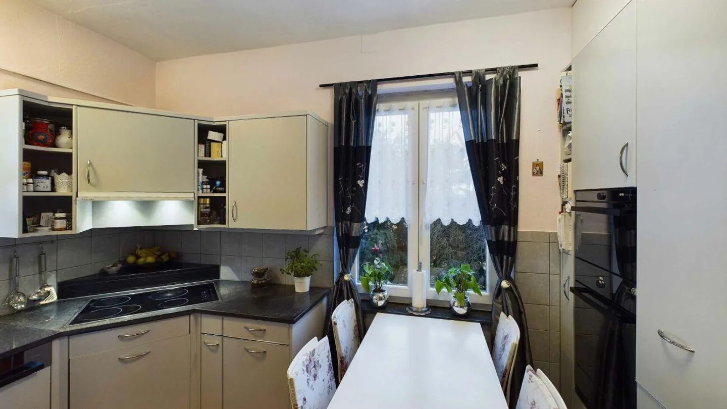 Einzigartiges Einfamilienhaus mit privatem Rückzugsort - Photo 16 of 30