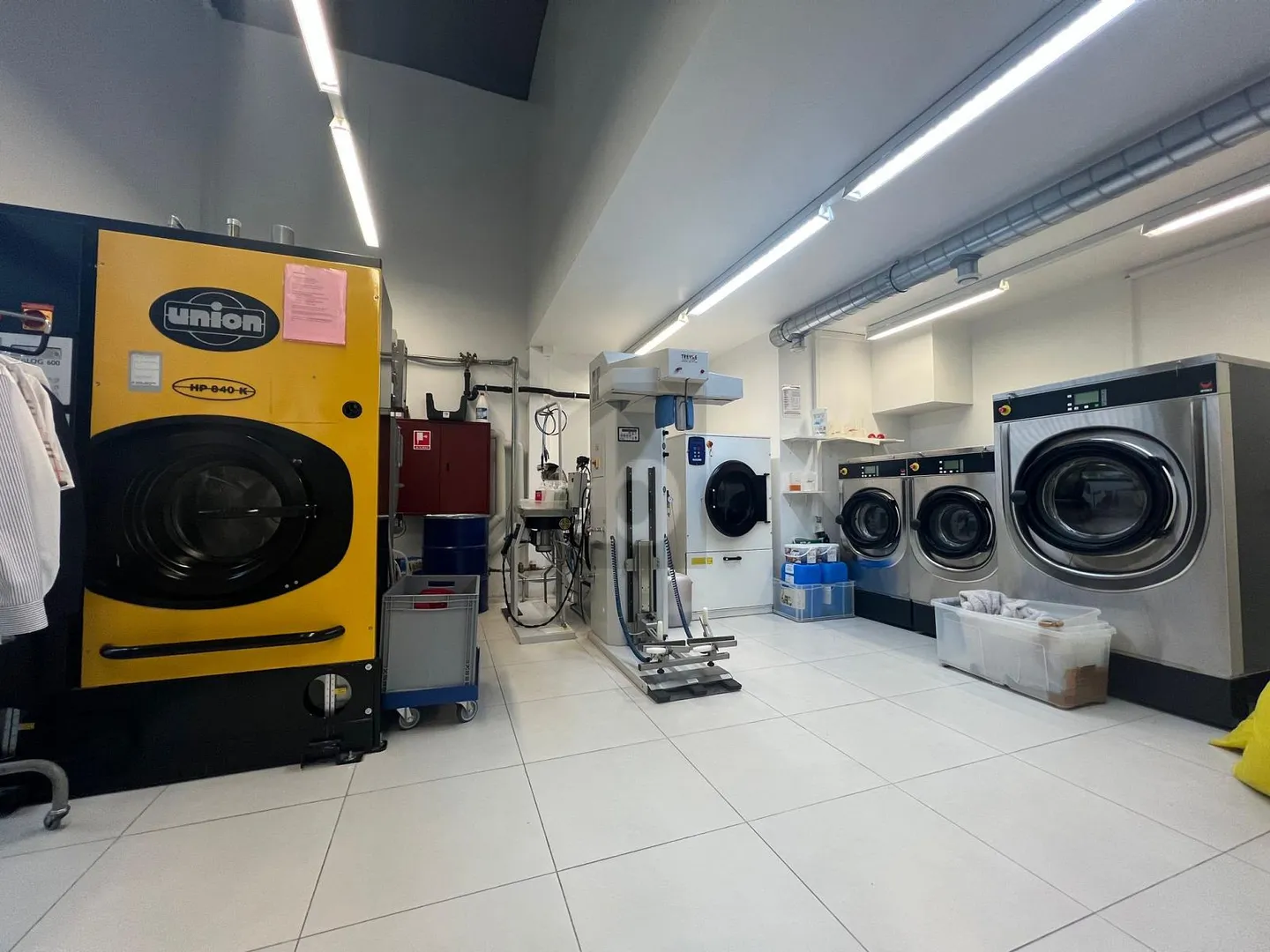 Etabliertes Geschäft in Top-Lage - Foto 1 von 6