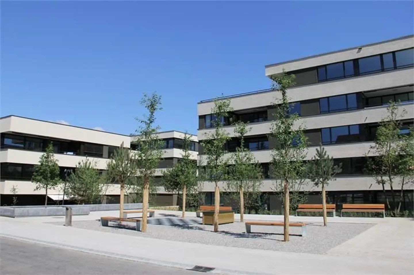 Modern 3.5-room garden apartment & parking space (including wallbox) - Photo 1 of 16