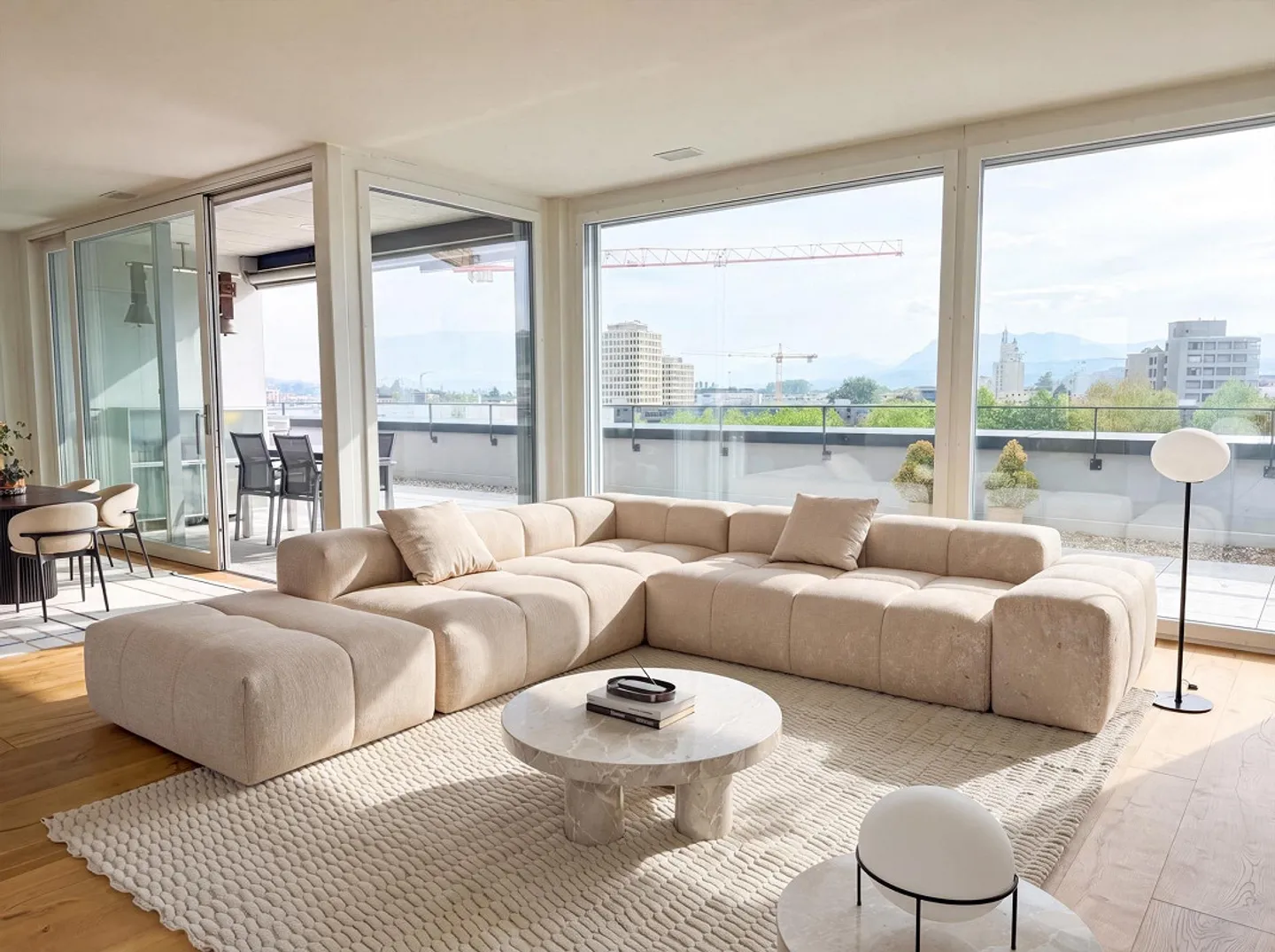 Penthouse exclusif à Sursee avec 131 m² et 135 m² de terrasse - Photo 4 sur 14