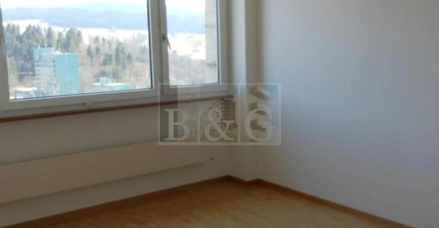 Apartment - Photo 8 of 13