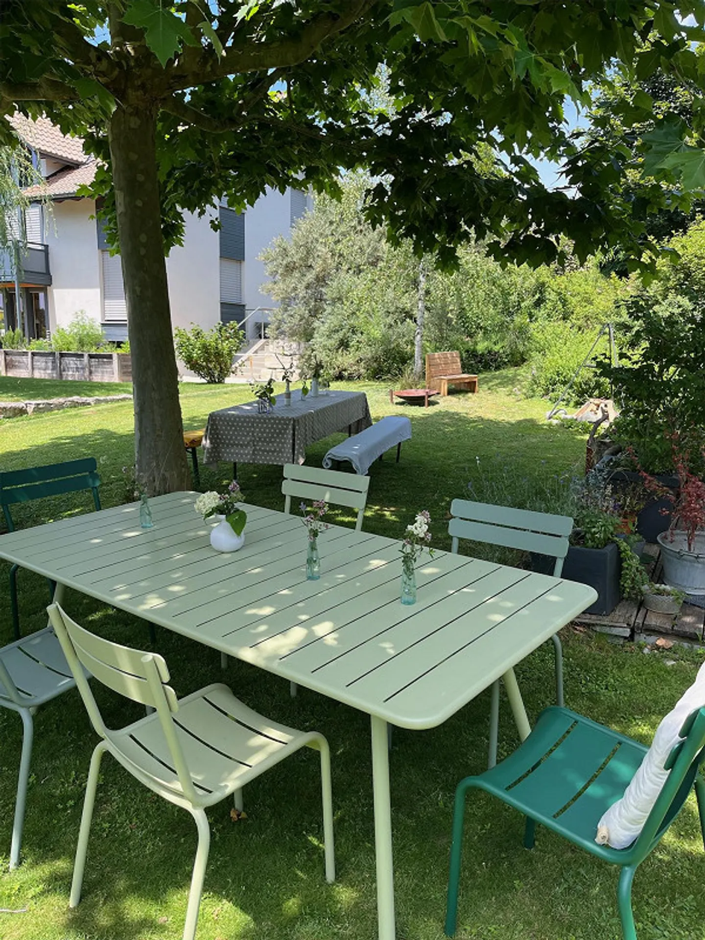 Grosses Einfamilienhaus mit Garten und Garage am Rande der Rebberge - Foto 10 von 14