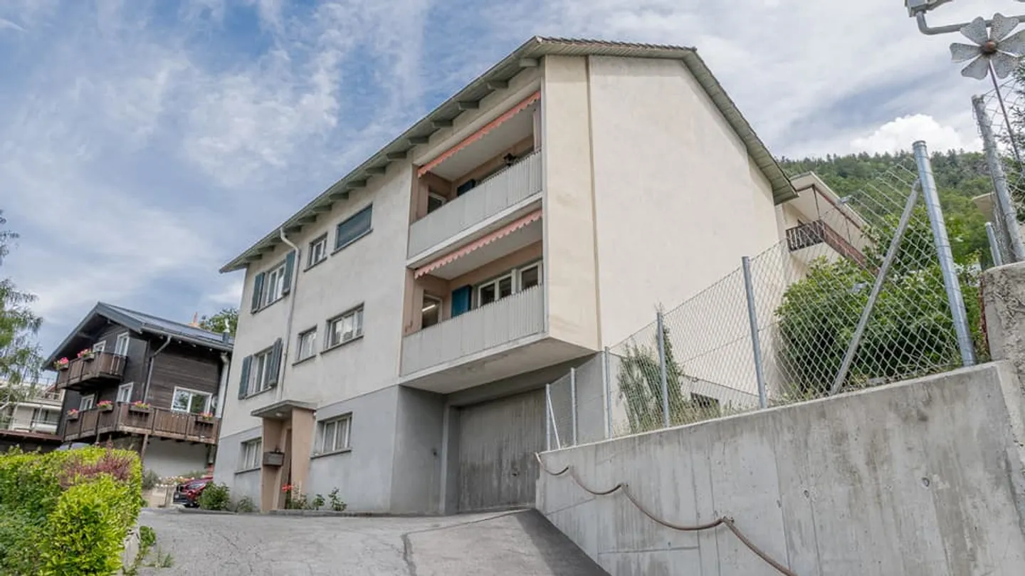 Sehr zentral gelegenes Zweifamilienhaus in Visp - Foto 10 von 12