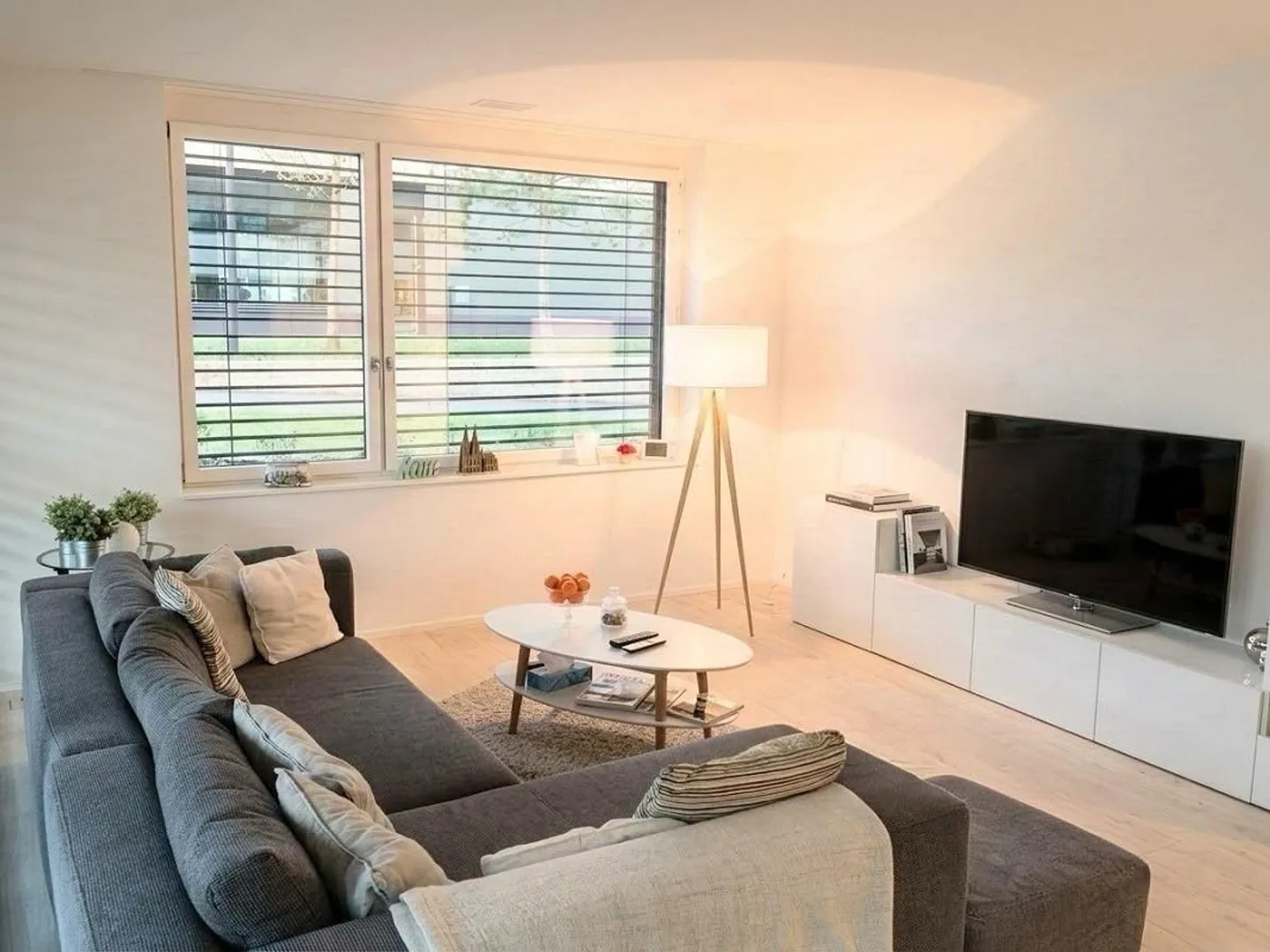 Modern 3.5-room garden apartment & parking space (including wallbox) - Photo 6 of 16