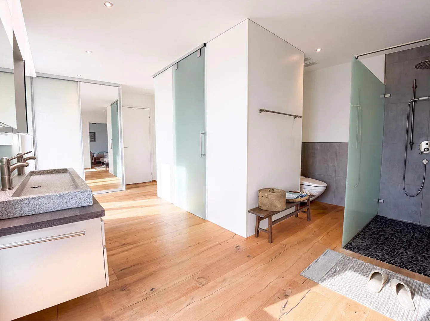 Penthouse exclusif à Sursee avec 131 m² et 135 m² de terrasse - Photo 11 sur 14
