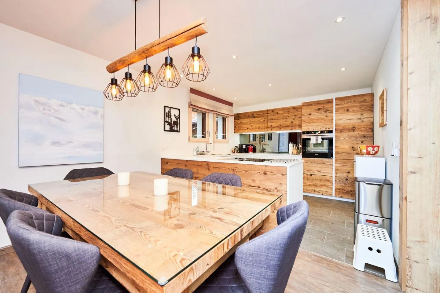 Appartamento spazioso in una zona tranquilla e verde da affittare. - Foto 2 di 15