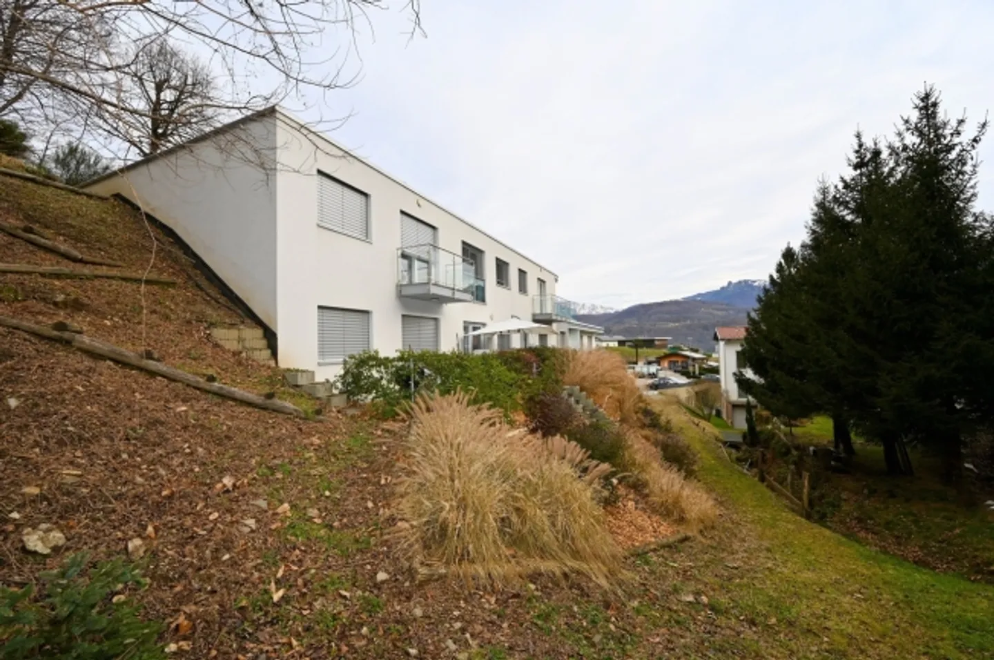 Appartamento moderno 2,5 locali con giardino a Manno - Foto 2 di 9