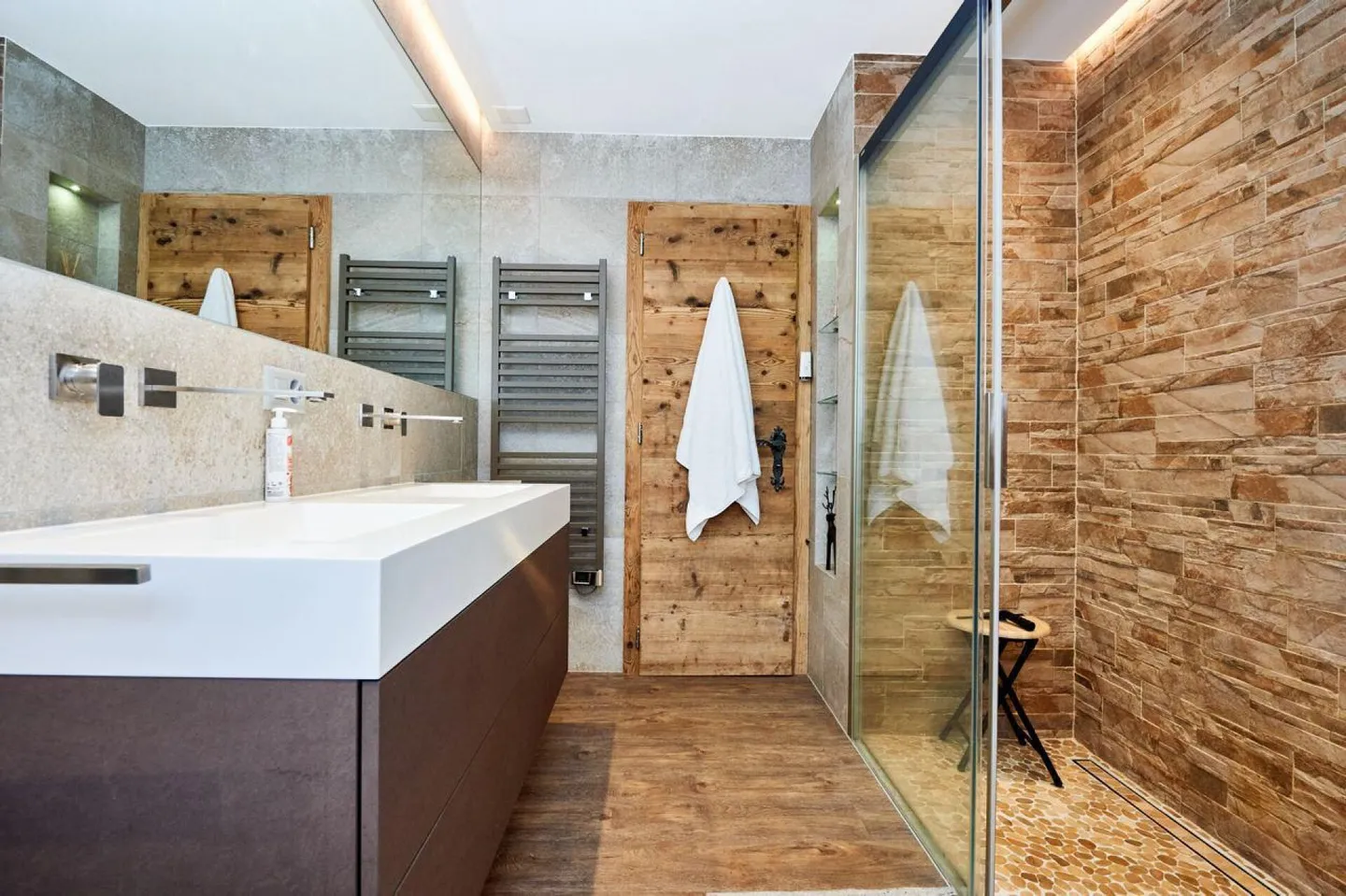 Appartamento spazioso in una zona tranquilla e verde da affittare. - Foto 10 di 15