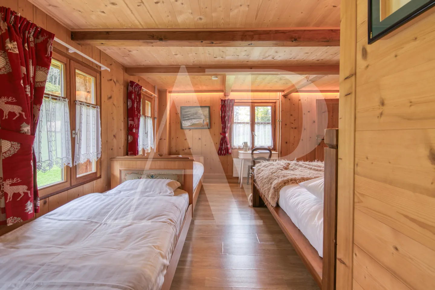FOR SALE APARTMENT 5.5 ROOMS IN AN AUTHENTIC CHALET - Photo 14 of 25