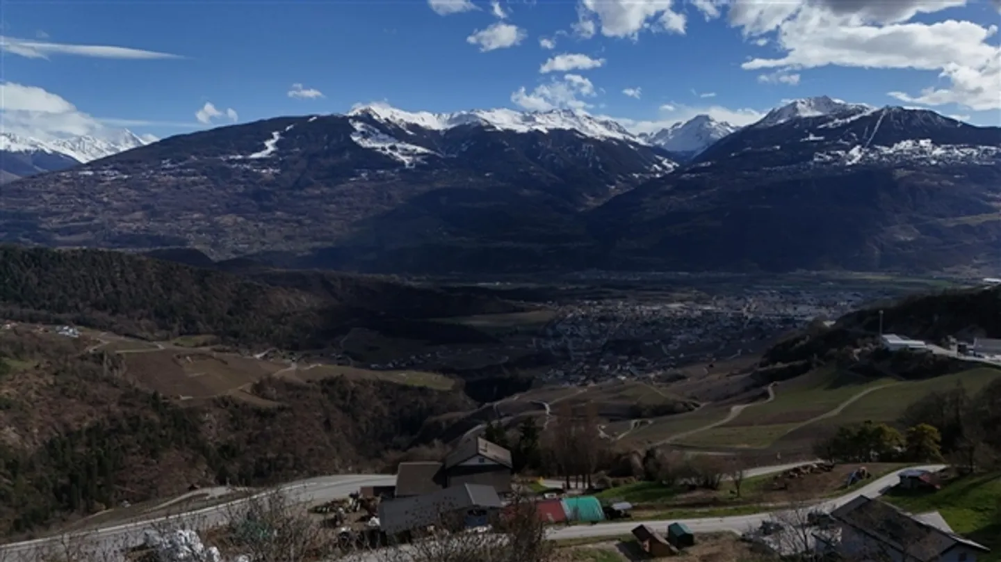 Geräumiges Grundstück in Daillon - Foto 3 von 4