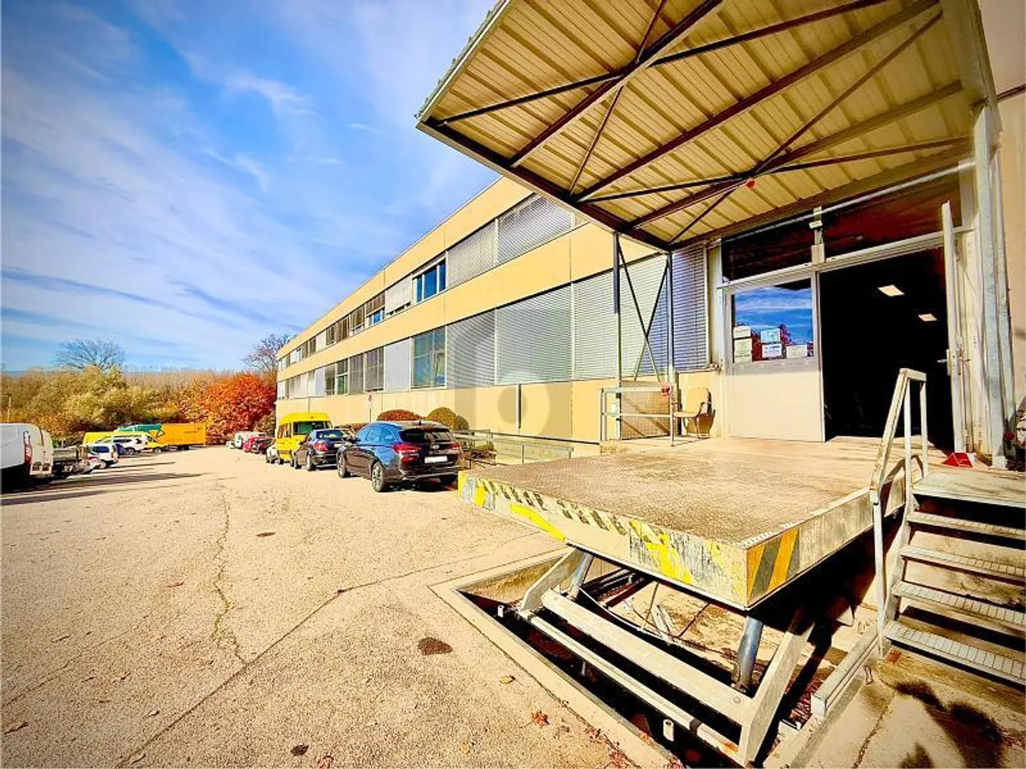 SPACIOUS AND CENTRAL - Photo 1 of 6