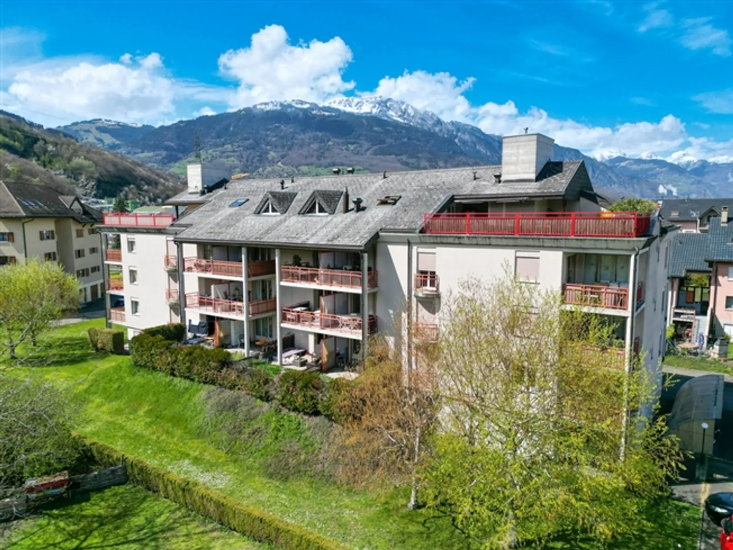 Parcheggio nel centro di Massongex - Foto 2 di 3