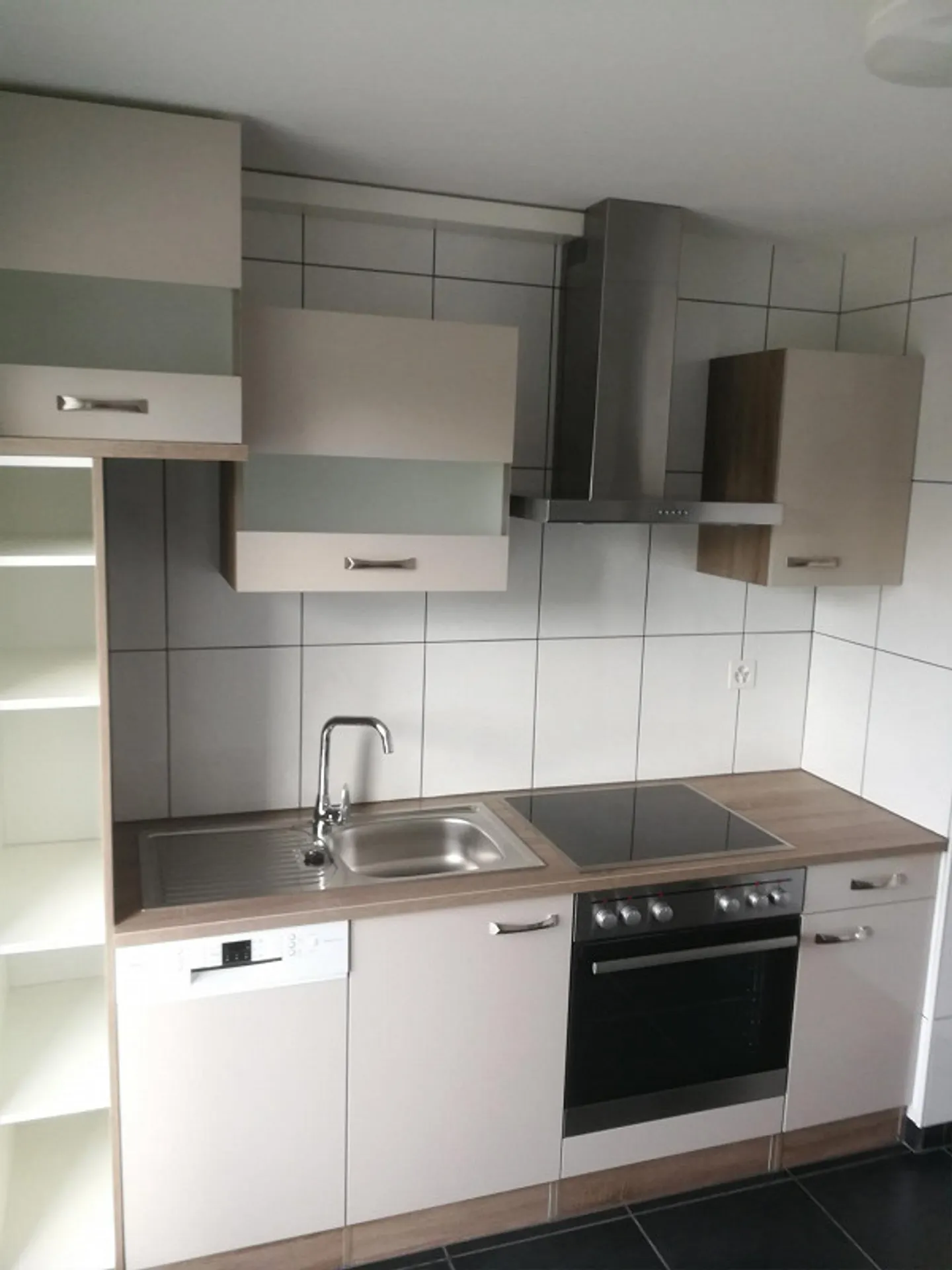 Appartamento 3.5 locali in posizione tranquilla - Foto 2 di 9