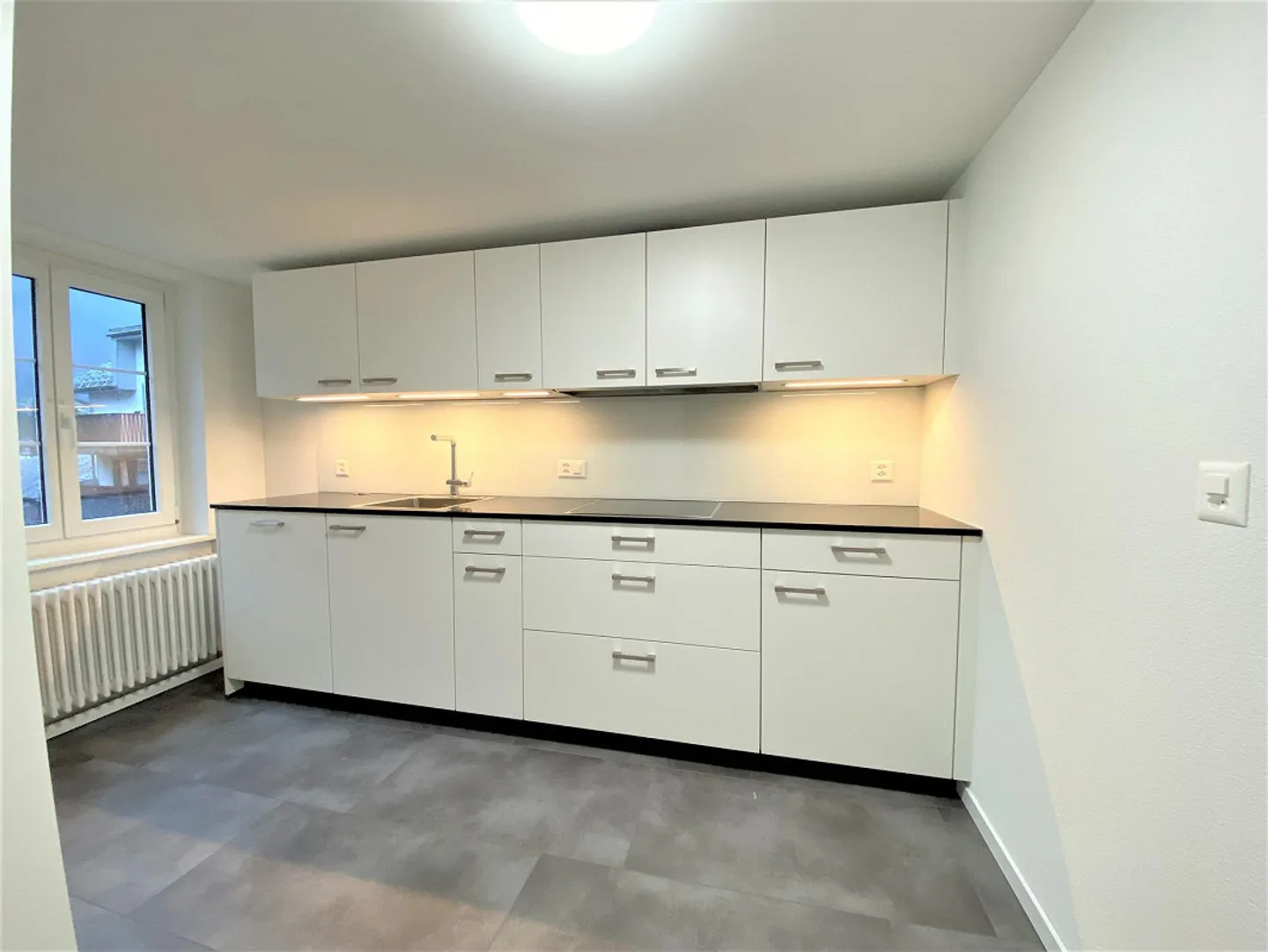 Bright, very nicely renovated apartment - Photo 1 of 9