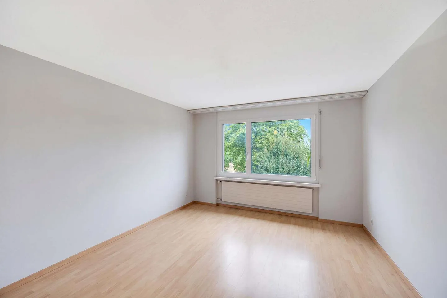 3.5-Room Apartment in a Central Location in Neuhausen - Photo 5 of 10