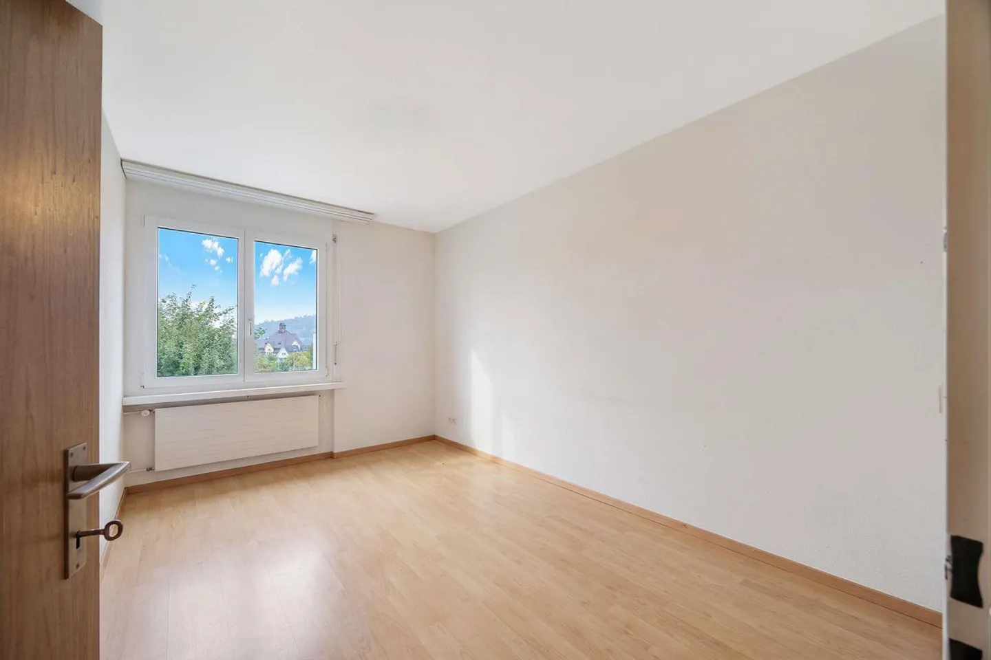 3.5-Room Apartment in a Central Location in Neuhausen - Photo 6 of 10