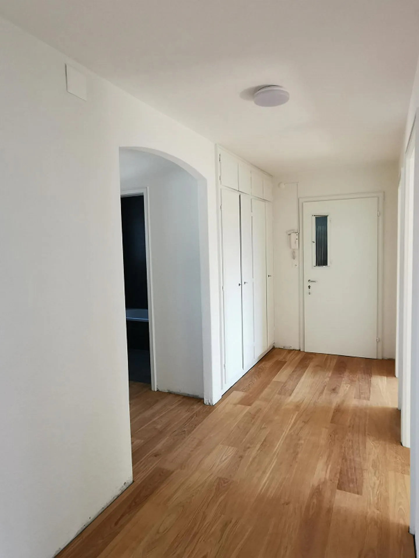 NEU renovierte Wohnung an zentraler Lage mit See- und Bergsicht - Foto 8 von 12