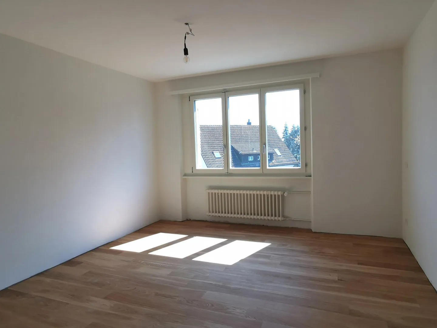 NEU renovierte Wohnung an zentraler Lage mit See- und Bergsicht - Foto 9 von 12