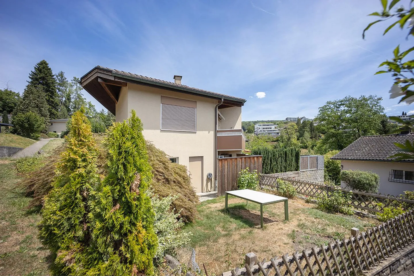 Attractive 4.5-room single-family house in a family-friendly residential area - Photo 3 of 15